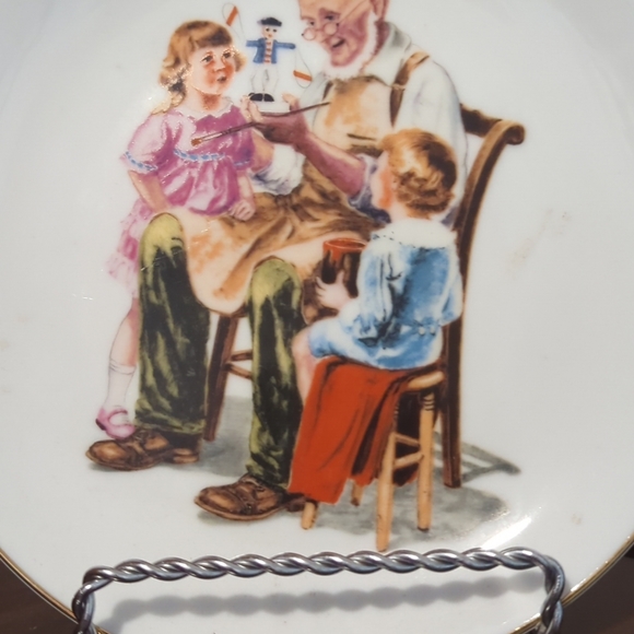 Norman Rockwell The Toymaker Vtg. 1982 Museum Mug Tea Cup/Saucer Set Christmas - Picture 6 of 10